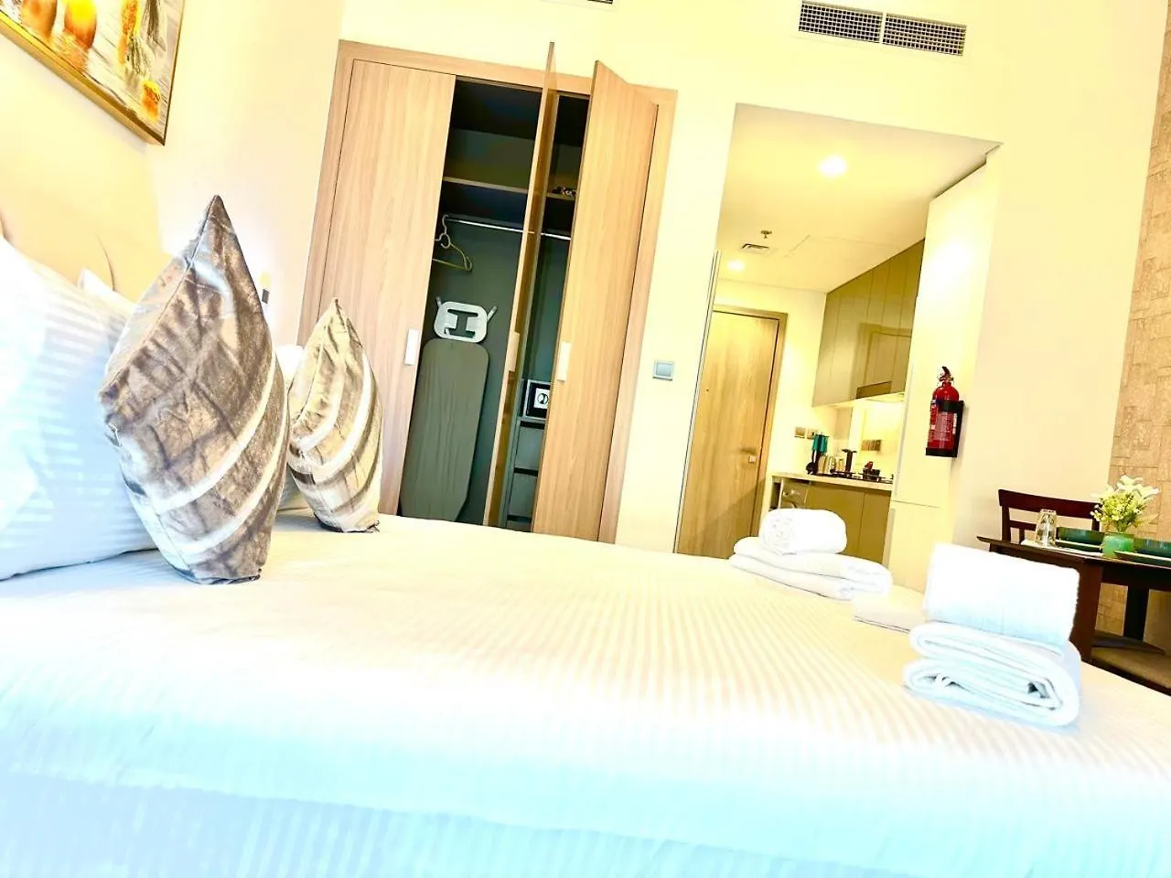 Living With Burj Khalifa Apartment Dubai